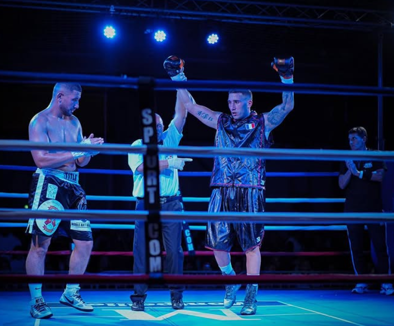 Yacine Abella, victoire sur le ring